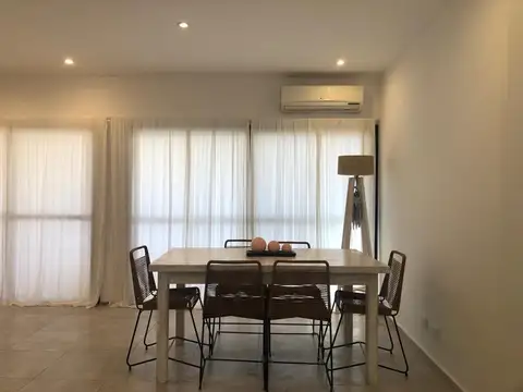 Casa en Venta en Springpark, USD 180.000