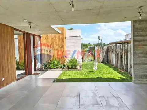 Casa en Venta en General Juan Madariaga, USD 240.000