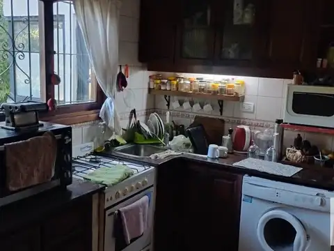 Casa en Alquiler - 3 Dormitorios 1 Baño - 450mts - Mar Del Plata