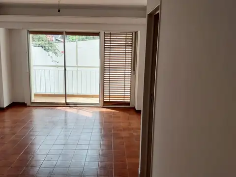 F De Azara 100, Piso 1