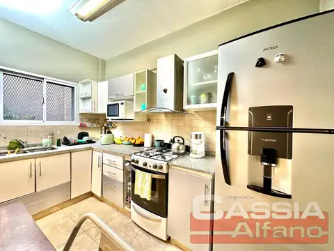 Depto Tipo Casa 5 ambientes con 2 baños