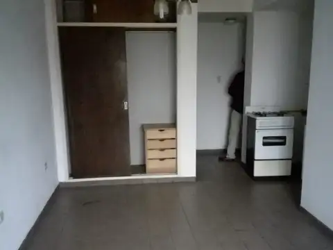 MONOAMBIENTE EN VENTA, ALQUILADO. EXCELENTE UBICACIÓN.