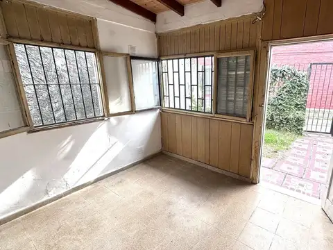Depto Tipo Casa 3 ambientes con 1 baño