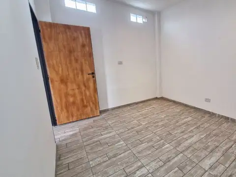 Depto Tipo Casa en Alquiler de 1 dormitorio