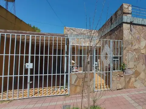 CASA EN VENTA  RECICLADA APTA CRÉDITO OPORTUNIDAD
