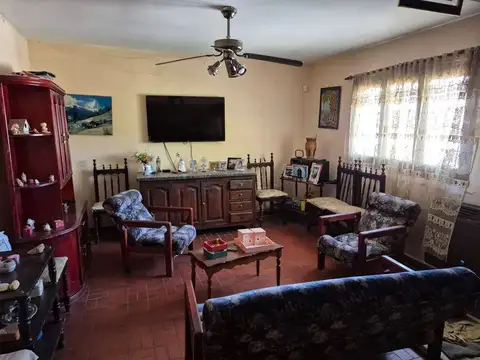 Depto Tipo Casa en Venta de 3 ambientes