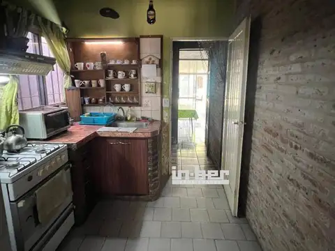 casa con local