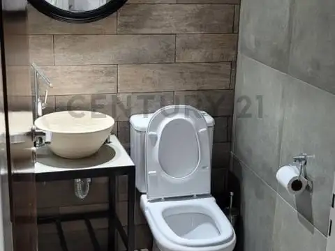 Oficina en Venta en General Fernández Oro, USD 150.000