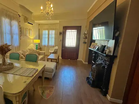 Depto Tipo Casa en Venta 5 años