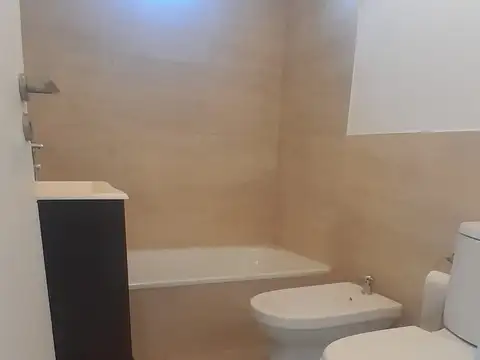 Departamento en Alquiler con 1 cochera