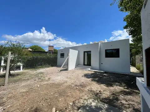 Isidro Ochoa 700