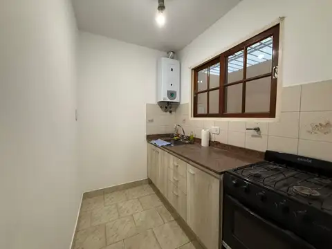 Depto Tipo Casa en Alquiler de 1 dormitorio