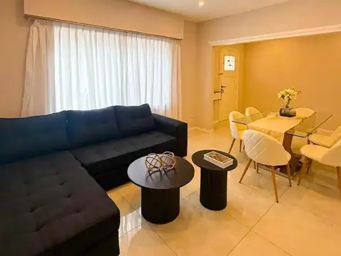 Depto Tipo Casa en Venta de 4 ambientes