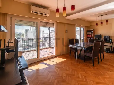 Venta departamento 4 ambientes con balcón aterrazado y vista abierta en Villa Ge