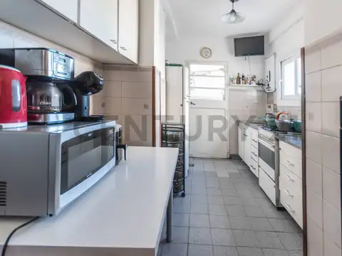 Departamento 4 ambientes con 2 baños