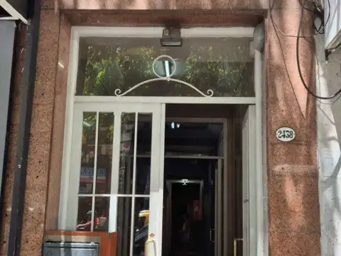 CORRIENTES, AVDA. 2400, Piso 5