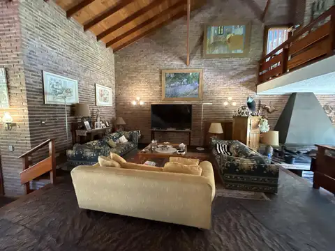Casa en Venta al Oeste