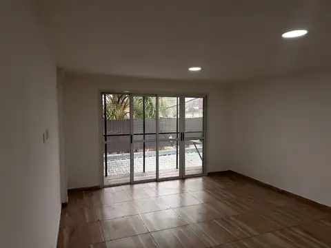 Departamento 2 ambientes en alquiler en Boulogne Sur Mer, San Isidro.