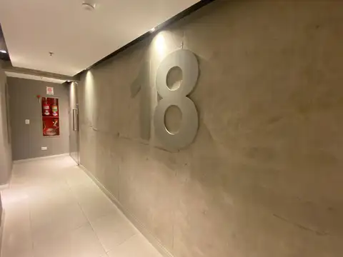 Oficina en Venta en Olivos Vías/Río, USD 470.000