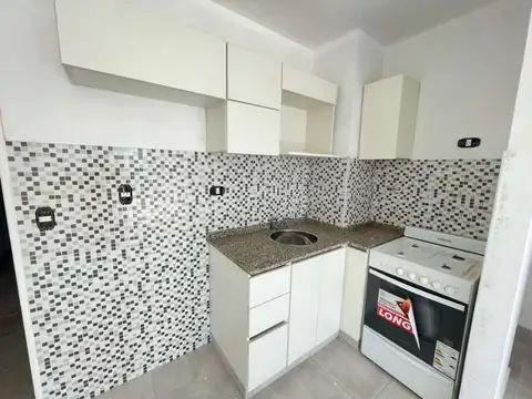 Departamento en Alquiler en Moron, $ 570.000