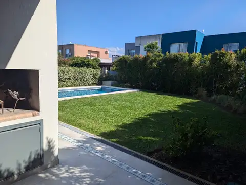 CasaCasa en Alquiler Temporal Febrero en Casas de Santa Maria