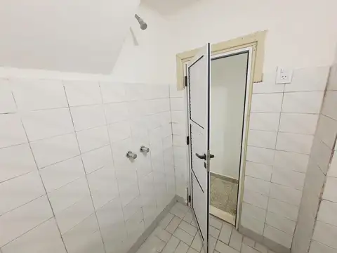 Depto Tipo Casa en Alquiler 50 años