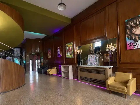 Casa en Alquiler con 1 cochera