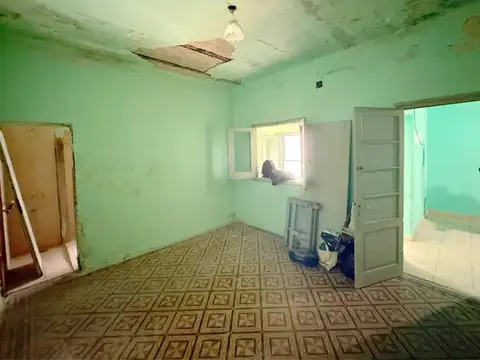 Casa 3 ambientes con 1 baño