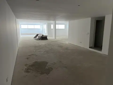 Oficina en Venta en Recoleta, USD 400.000