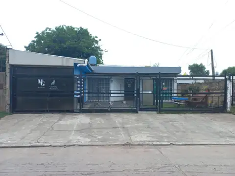 SE VENDE CASA CON ESCRITUTA EN GLEW