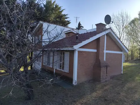 Casa 4 ambientes con 1 baño