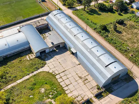 COMPLEJO INDUSTRIAL SOBRE MANZANA COMPLETA 9.981M2