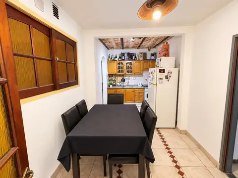 VENTA CASA 2 DORMITORIOS CON GALPÓN Y COCHERA