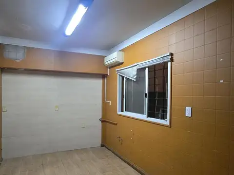 Oficina en Alquiler 50 años