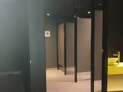 Local en Venta en La Reja Chica, USD 420.000