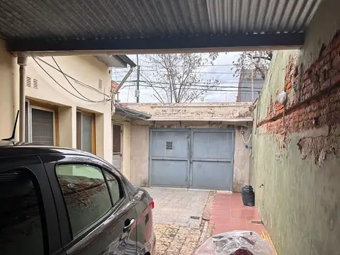 Depto Tipo Casa en Venta en Mataderos, USD 168.000