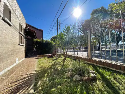 Depto Tipo Casa 5 ambientes con 1 baño