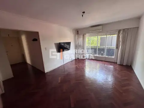 Nahuel Huapi 4300, Piso 1