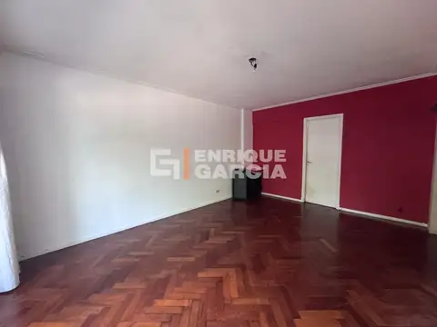 Departamento en Venta en Coghlan, USD 145.000