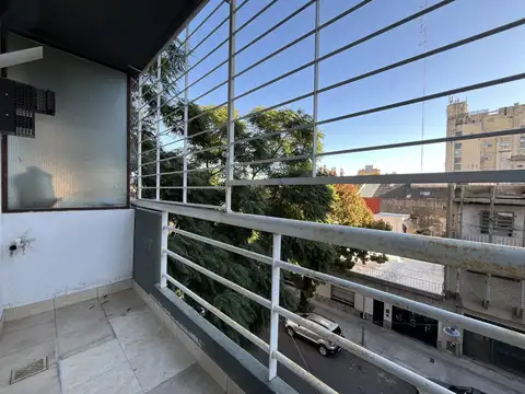 Departamento en Alquiler en Luis Agote, $ 450.000