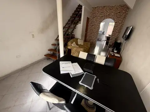 Depto Tipo Casa en Venta de 2 dormitorios