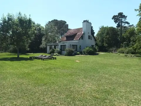 Barrio Chacras del Ocho calle 64 S/N, Pilar