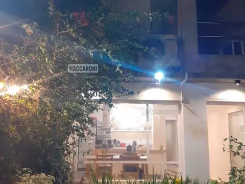 Depto Tipo Casa en Alquiler de 4 ambientes