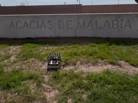 Venta de casa en pozo en Acacias de Malabia