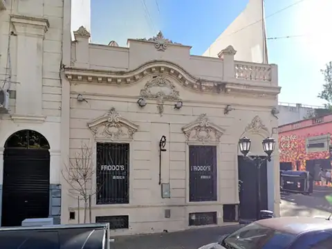 VENTA , LOCAL CON VIVIENDA EN SAN TELMO!