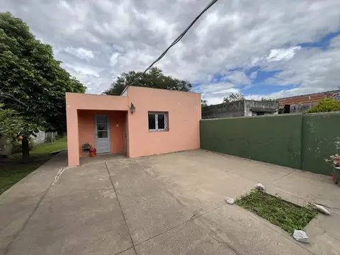Casa en Venta en Fray Luis Beltran, USD 135.000