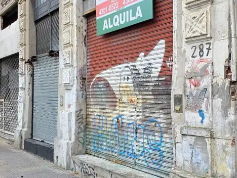 LOCAL -DEPOSITO SOBRE BOULEVARD AV B.P.GALDOS -SIN EXPENSAS