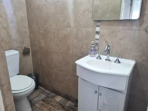 Casa 3 ambientes con 1 baño