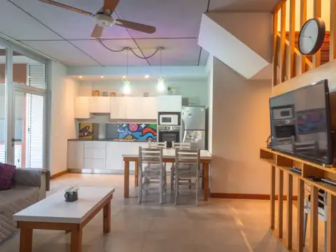 Departamento de 3 ambientes en duplex con cochera y terrazas - Pinamar Centro U.F 10
