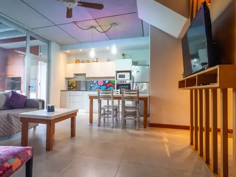 De Las Artes 300, Piso 2